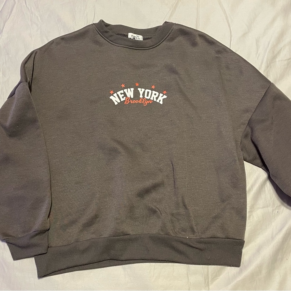 Women’s Crewneck Sweatshirt - Rue 21 - Size Small